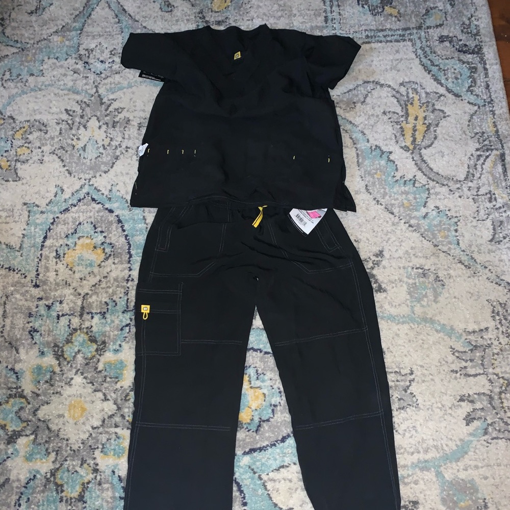 Black scrub top and pants